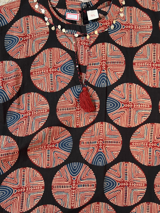 Black circle suit set