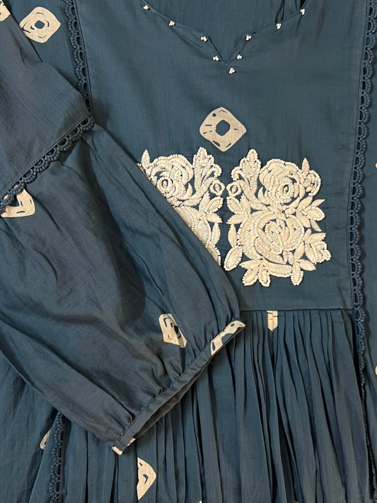 Blue embroidered umbrella suit set
