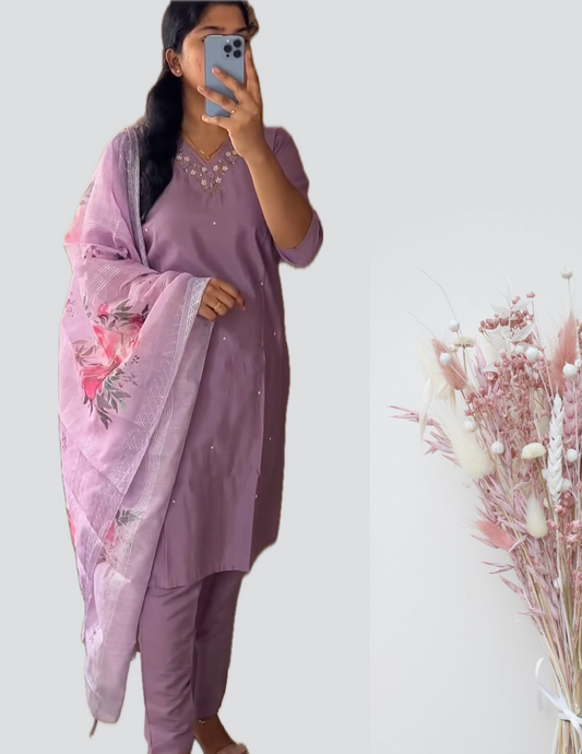 Lavender Handwork suit set