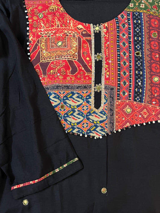 Black Yoke suit set