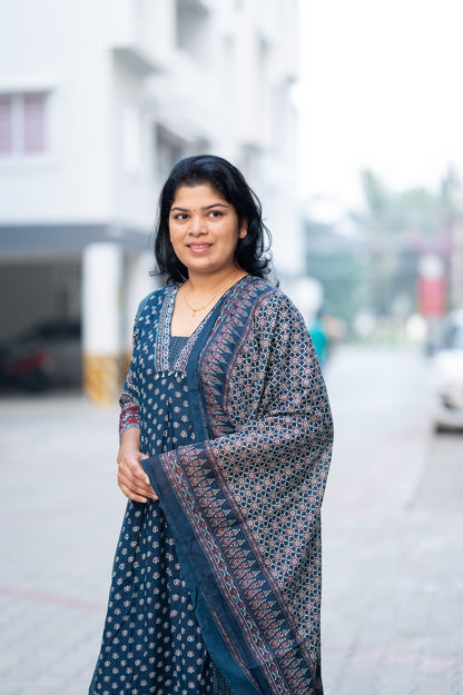 Blue printed suit set