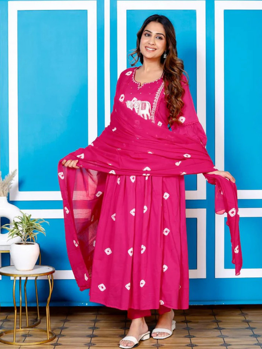 Pink elephant embroidered suit set